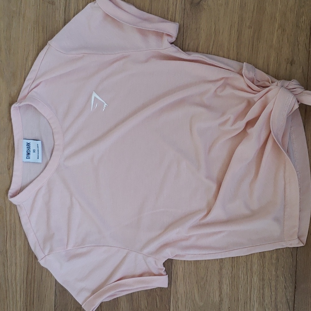 Gymshark Cropped side tie tee shirt XS peach